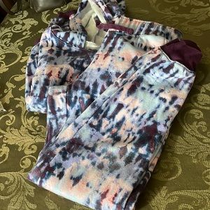 Used set size XL by so